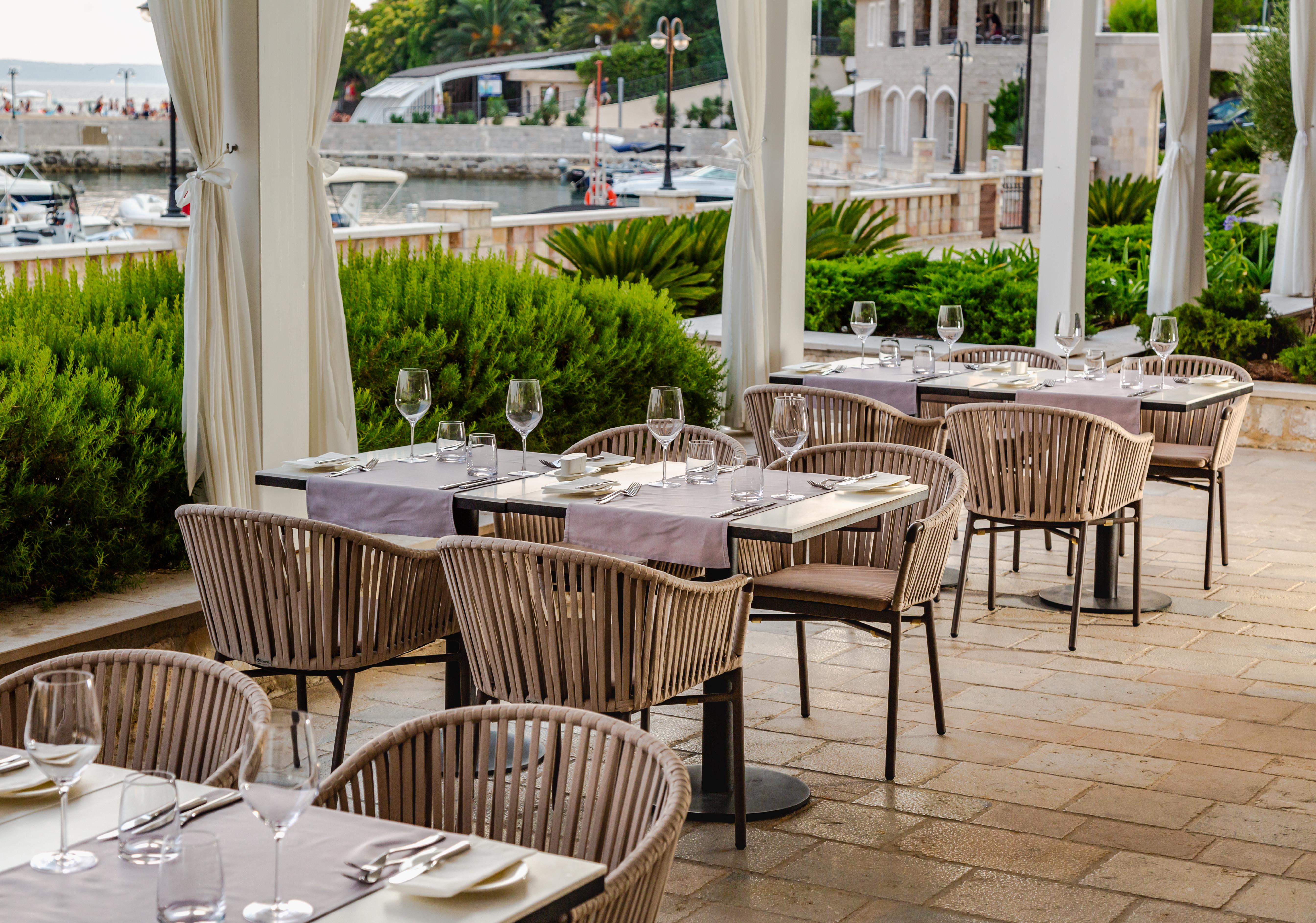 Lazure Hotel & Marina แฮร์เซ็ก-โนวี ภายนอก รูปภาพ